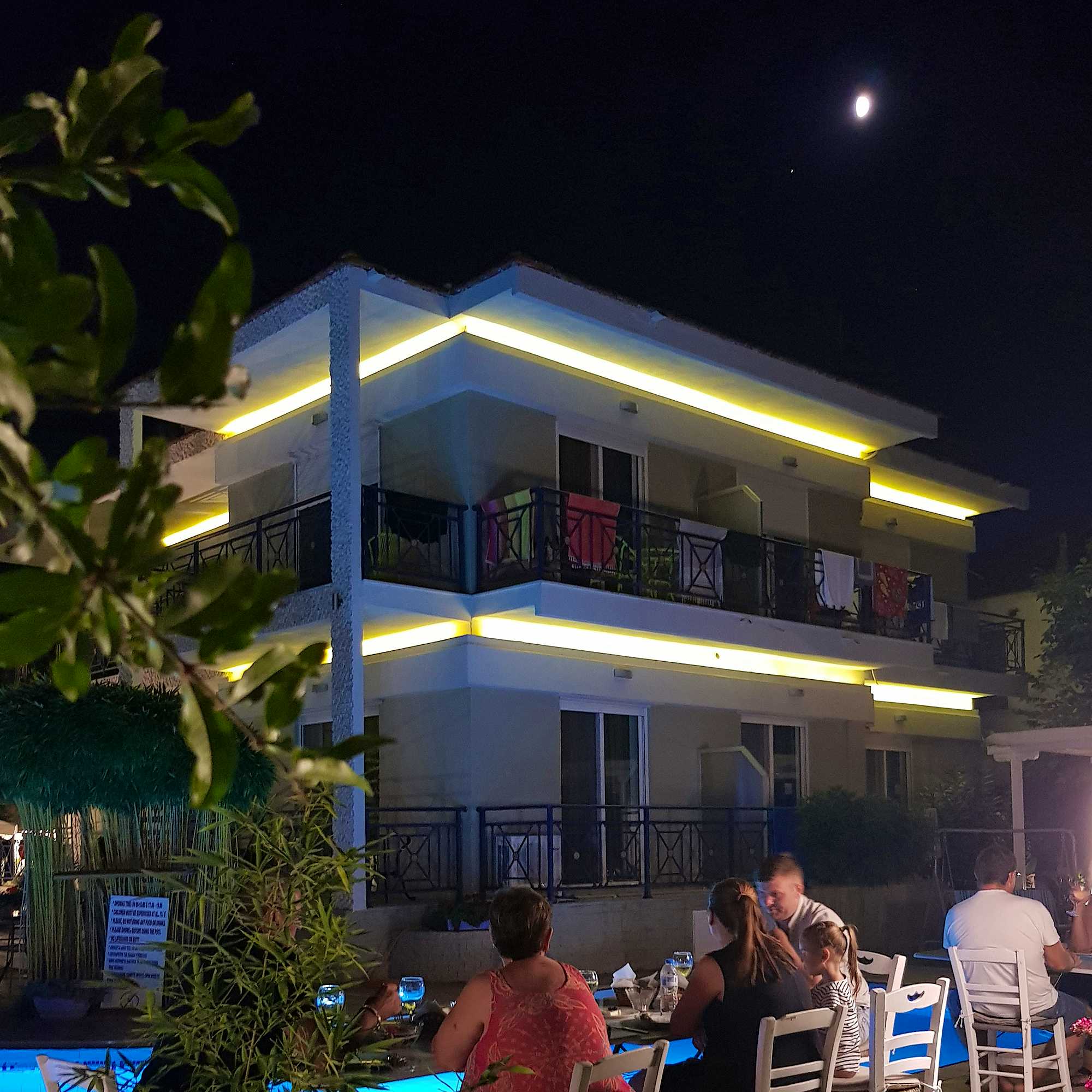 Photo Caption: Relax and unwind in good company under the moonlight