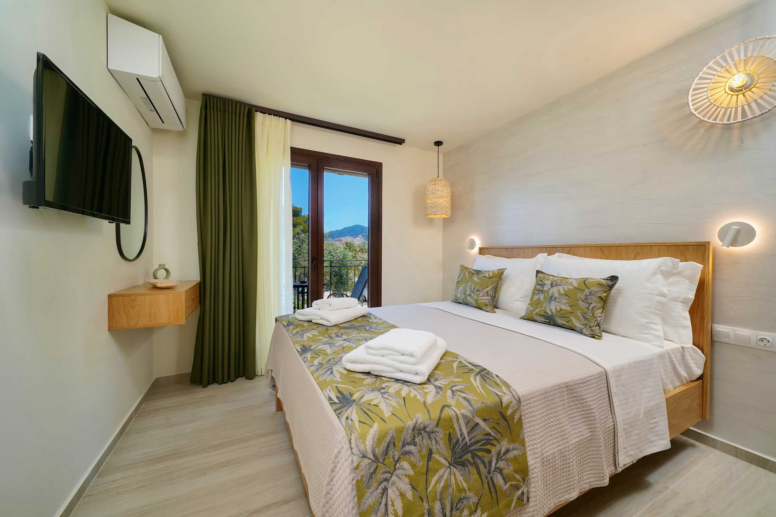 #2 Apartment with Sea View Balcony Suite - 6